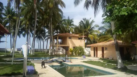 Sitio que servía de descanso para Saca en la playa Metalío,en Sonsonate.