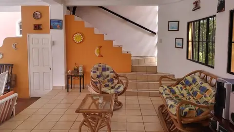 Rancho en playa San Blas, La Libertad.