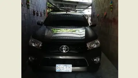 A los sujetos también se les incautó 29 vehículos, los cuales eran utilizados para delinquir.