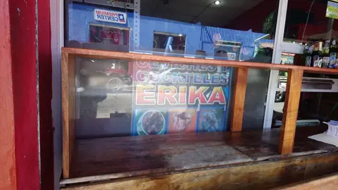 Otro de los negocios que mantenían los miembros de la 18 Sureños eran los cocteles y ceviches en el puerto La Libertad.