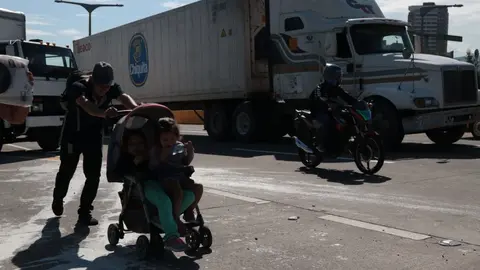 Ayer, las autoridades de México abrieron sus puertas a los migrantes salvadoreños.