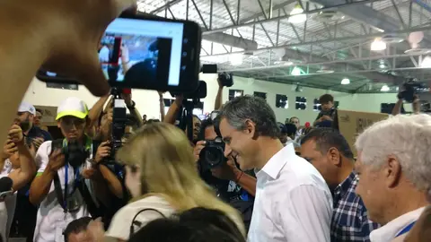 Carlos Calleja y su esposa votaron en Cifco.