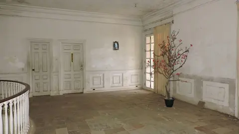 En la segunda planta hay amplias salas.