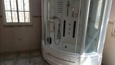 Entre las cuentas de ahorro y depósitos a plazo fijo totalizan un monto de 2,300,000; los cuales estaban distribuidos en 11 entidades financieras del país.