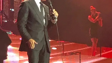 Luis Miguel cautivó al público salvadoreño con sus éxitos.