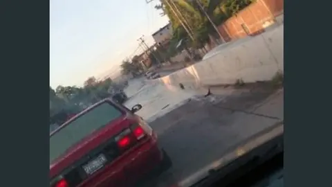 El tráfico debido a la inundación en la carretera Troncal del Norte en la mañana del jueves era complicado por la inundación