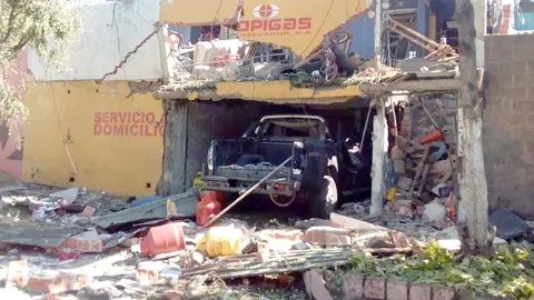 El negocio donde registró la explosión quedó totalmente destruido. Fotos cortesías y Bomberos.