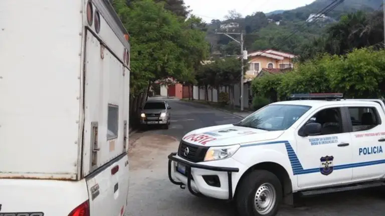 Un funcionario panameño murió esta mañana en un hecho confuso producido en la colonia Escalón.