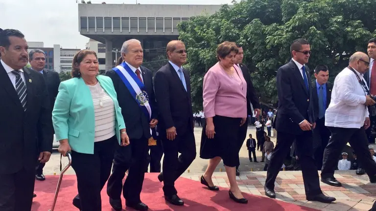 Presidente Sánchez Cerén se dirige a concentración popular.