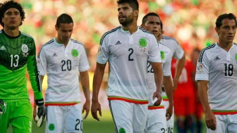 Selección de México pierde