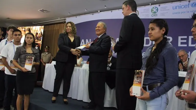 Plan El Salvador Educado