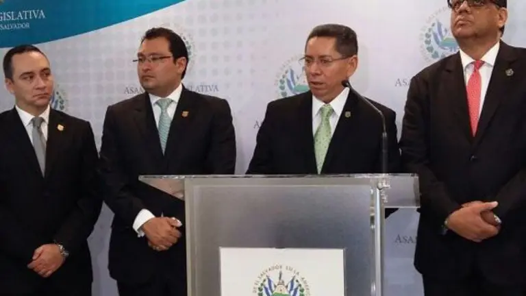 Douglas-Meléndez