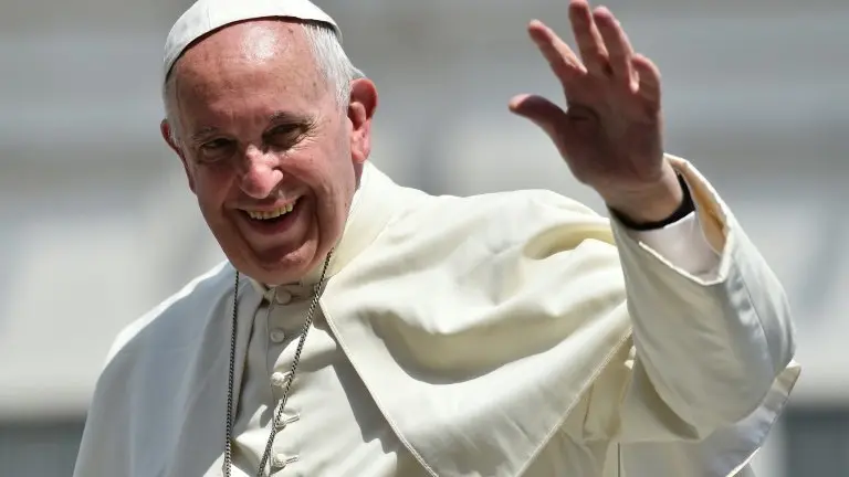 <p>El Papa Vaticano en la plaza de San pedro el 30 de junio de 2016 en el Vaticano</p>