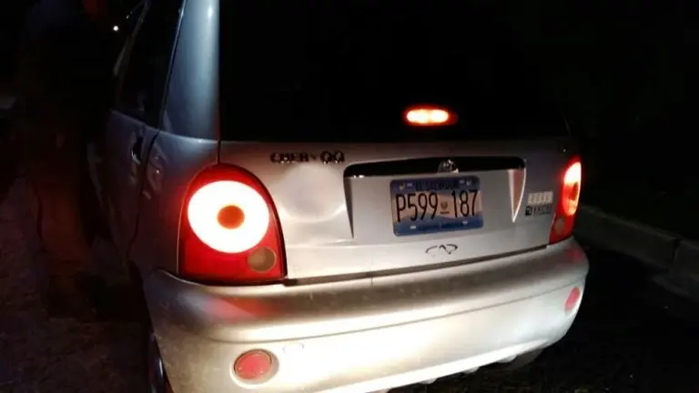 Carro de asaltantes de la UES