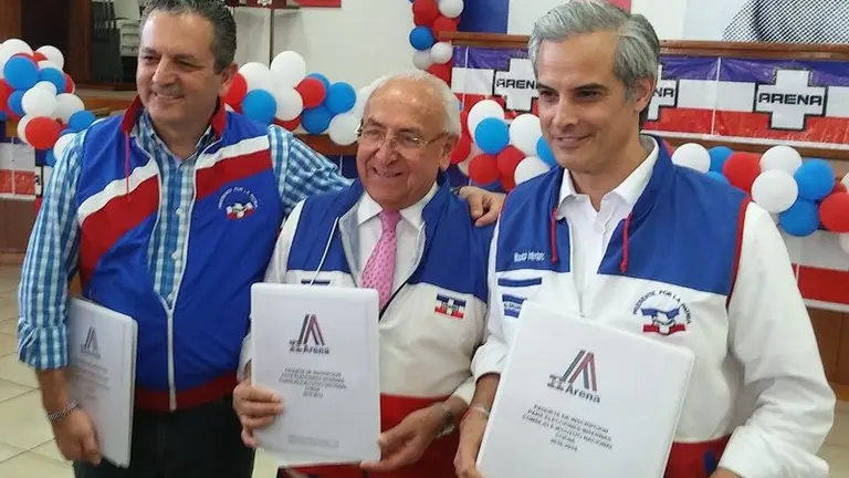 Candidatos a internas arena