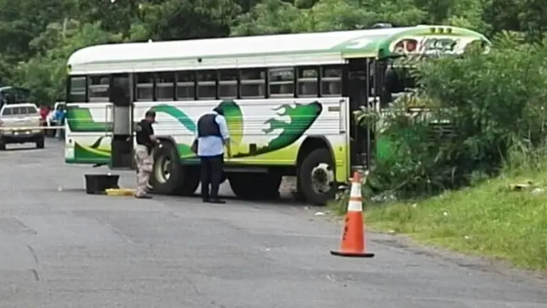 homicidio en bus san vicente