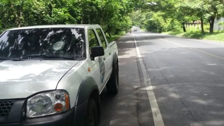 carro de canal 33