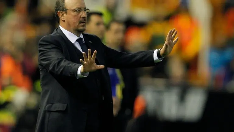 <p>El entrenador Rafael Benítez, en un partido de la Liga española de fútbol contra el Valencia en su etapa en el Real Madrid el 3 de enero de 2016 en el estadio Mestalla</p>