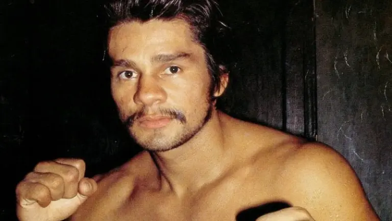 Mano de piedra Durán