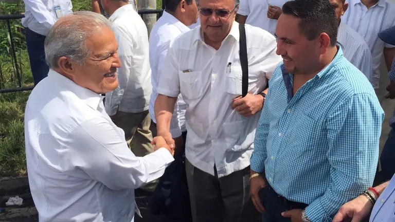 presidente con hato
