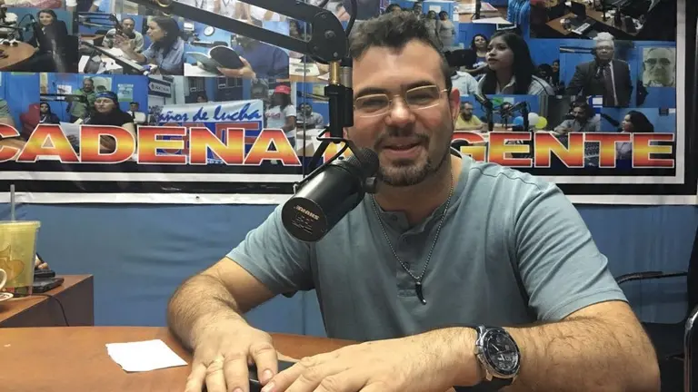 2ec7705d-64fe-48c9-8102-a9136830a4af