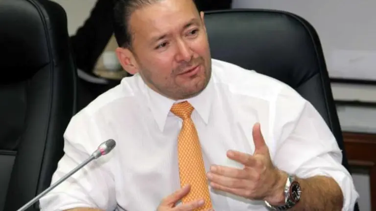 Guillermo Gallegos12