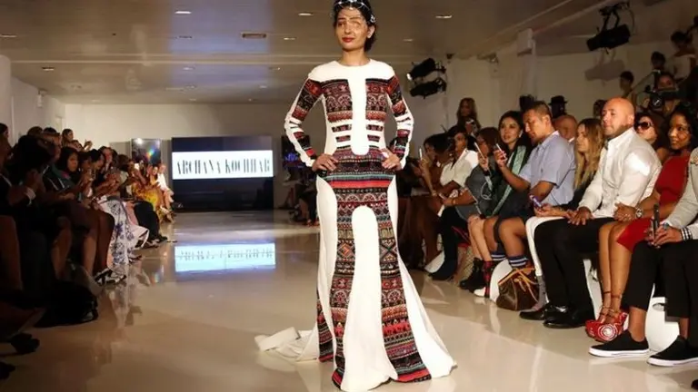 Modelo rociada con ácido
