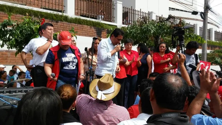 47f32bff-d241-484b-9b54-2f5361119cdd