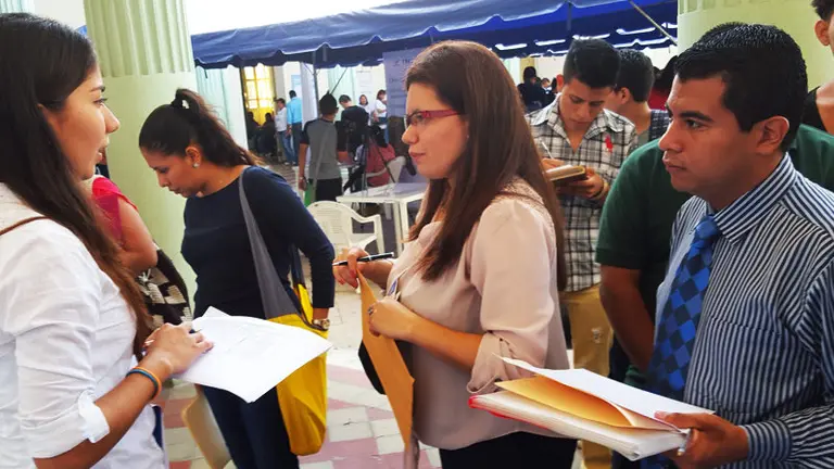 salvadoreños sin empleo