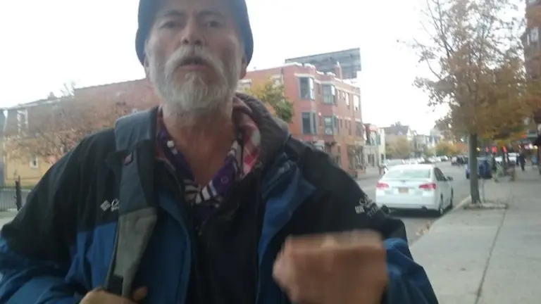 Antonio Tejada regresó por última vez a El Salvador en 1996. Foto de El Salvador Times por Carmen Rodríguez.