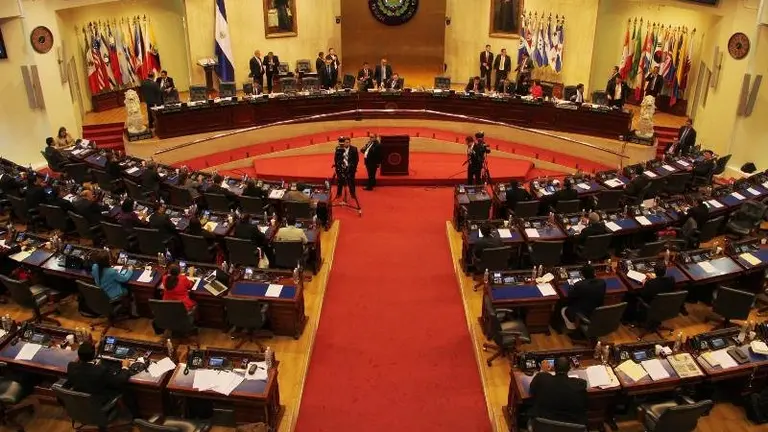 Asamblea en pleno