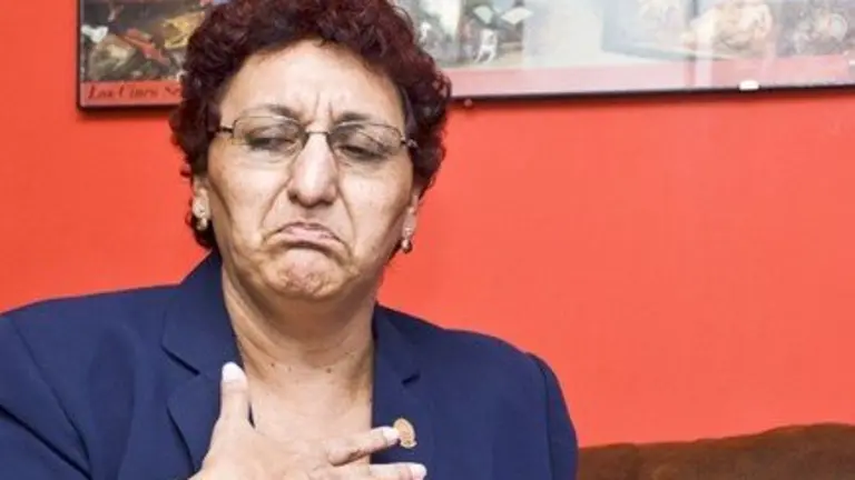 lorena peña foto medio lleno