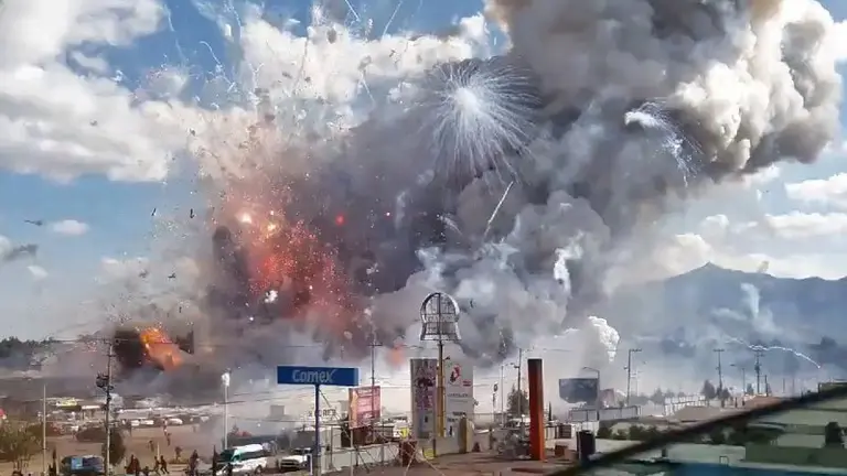 Explosión Mercado Tultepec