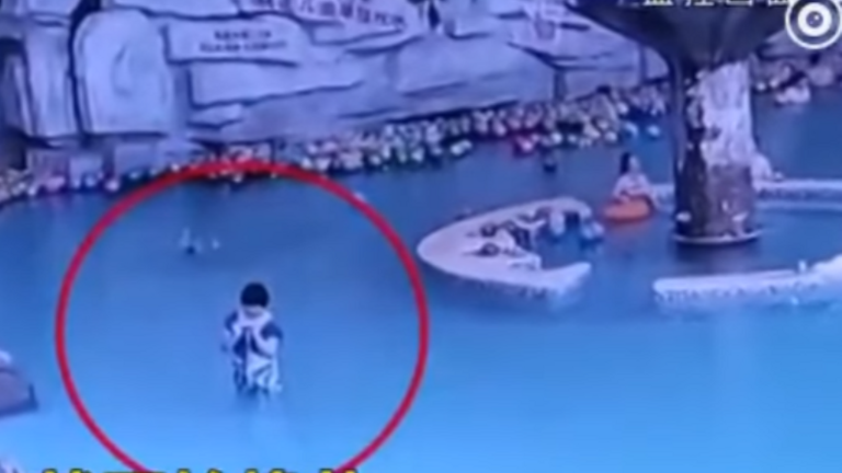 Niño ahogado en China