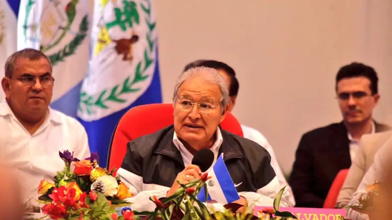 sánchez cerén2