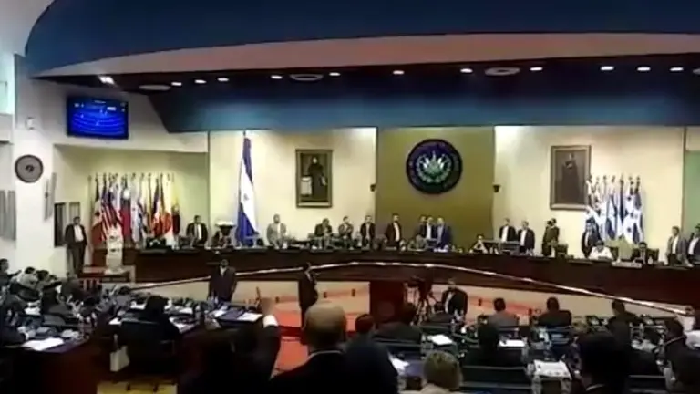 Asamblea Legislativa.