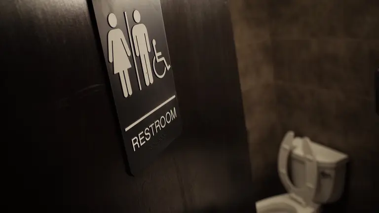 Baño unisex en Washington