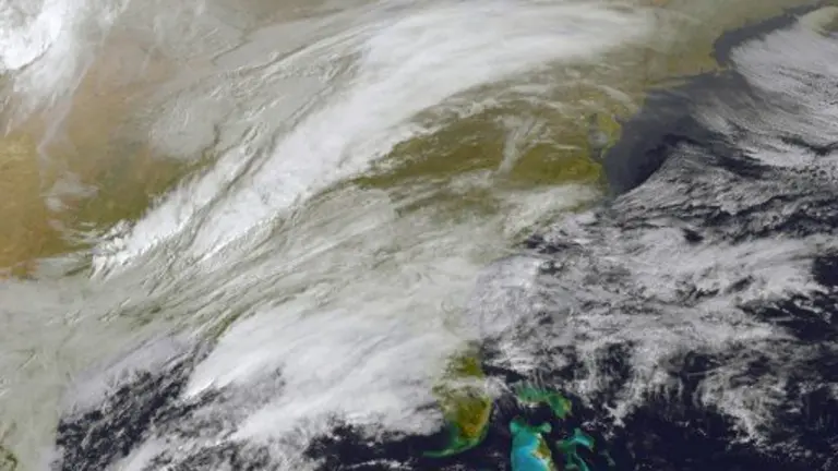 This NOAA/NASA GOES East satellite handout image taken on March 13, 2017 at 1400 UTC shows storm activity in the eastern United States.
Nearly half the United States was caught in an icy blast on March 13, 2017, with much of the East Coast bracing for what could be the worst winter storm of the year. Spring may be around the corner after an unusually warm winter throughout much of the region, but a powerful nor'easter called Winter Storm Stella is forming near the coast as two low pressure systems collide, burying a wide area from the central Appalachians to New England under up to 18 inches (46 centimeters) of snow. The National Weather Service cautioned that the storm could bring record-low temperatures late Monday into Tuesday, as well as "blizzard conditions in places, difficult travel and power outages."
 / AFP PHOTO / NOAA-NASA GOES Project / Handout / RESTRICTED TO EDITORIAL USE - MANDATORY CREDIT AFP PHOTO /NOAA-NASA GOES Project  - NO MARKETING - NO ADVERTISING CAMPAIGNS - DISTRIBUTED AS A SERVICE TO CLIENTS