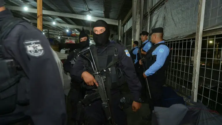 WhatsApp Image 2017-03-17 at 10.40.54 PM