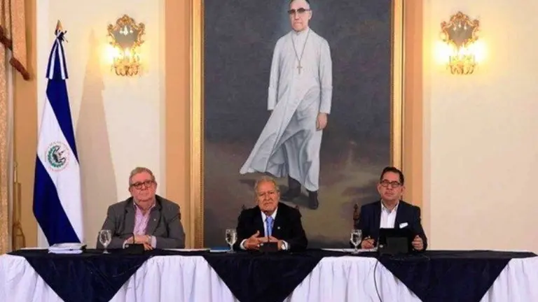 sanchez ceren y cáceres