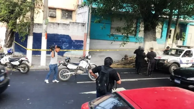 asalto 25 avenida
