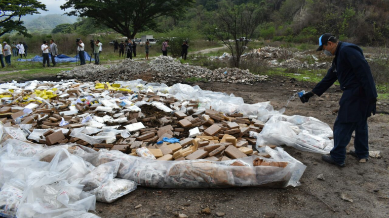 destrucción de droga 2.jpg