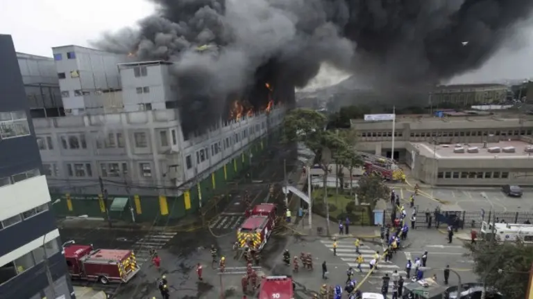 Incendio Perú