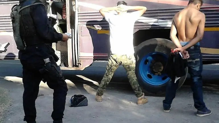 Busqueda estudiantes en col Dina