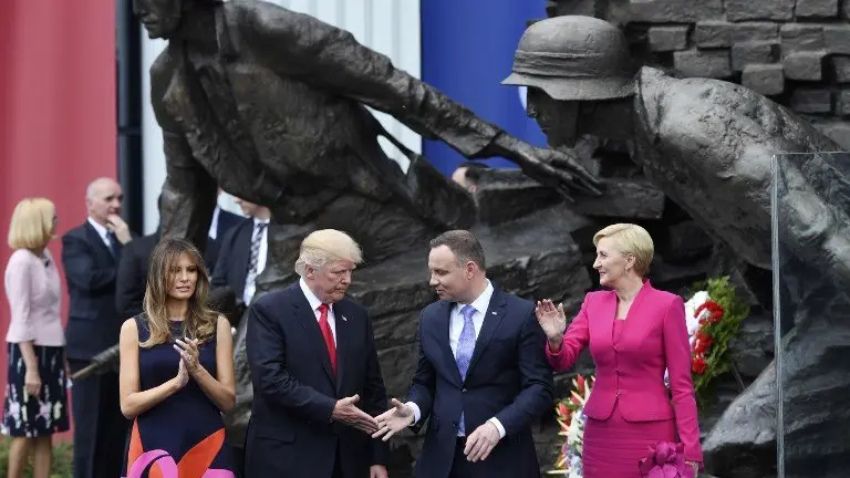 Donald Trump en visita oficial a Polonia