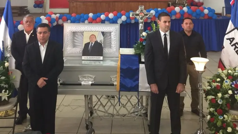 ARENA rinde honores a Salvador Ruano