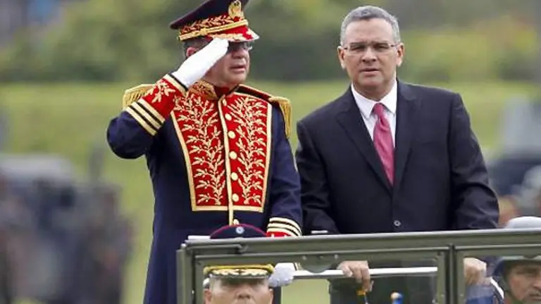 051216-funes-y-munguia