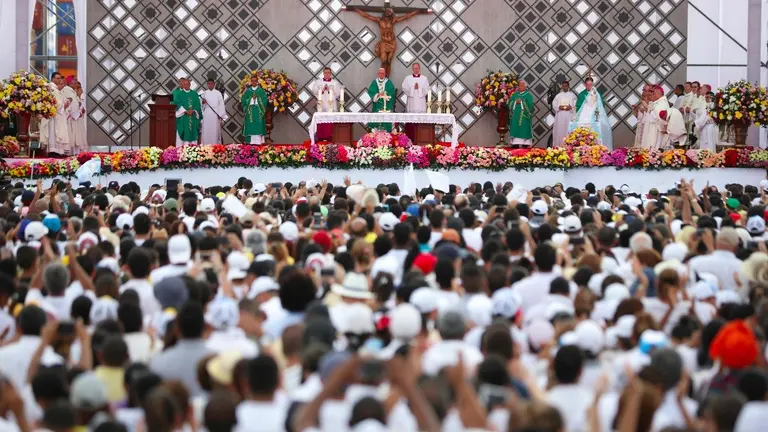 Papa-Francisco-Episcopal-LA-FM-