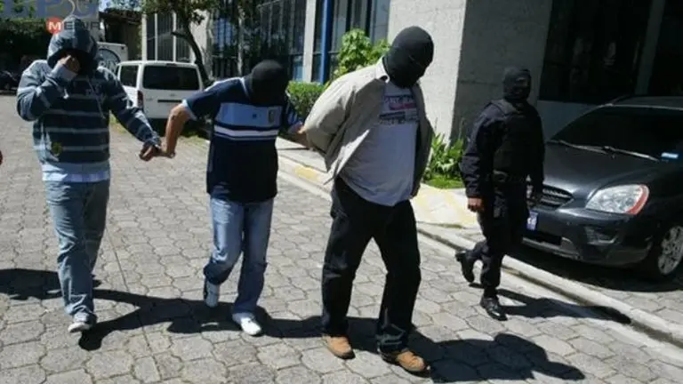 c8f20362-6e04-4379-b867-19d1222cc463_XLW