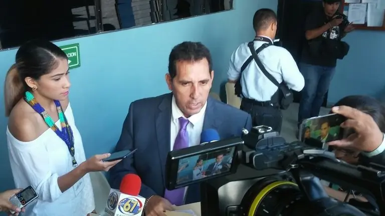 Abogado Carlos Avelar